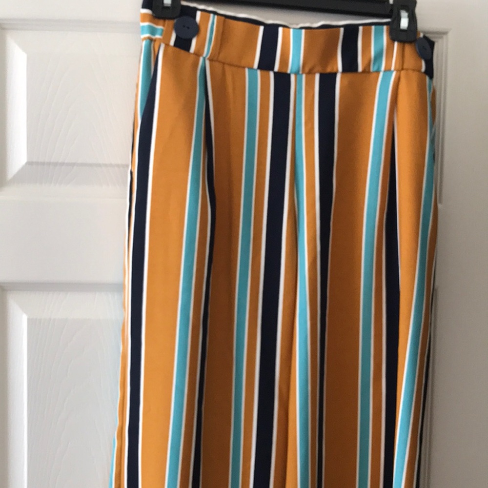 Wide leg pants